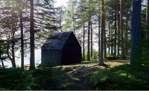 Hut